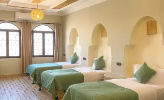 استكشف رياض La Luna daraa tafilalet 3 la luna 2