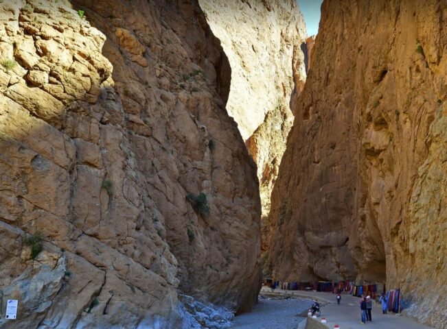 استكشاف قرية إيكو تودرا: وجهة سياحية بيئية في المغرب 4 todra gorge1