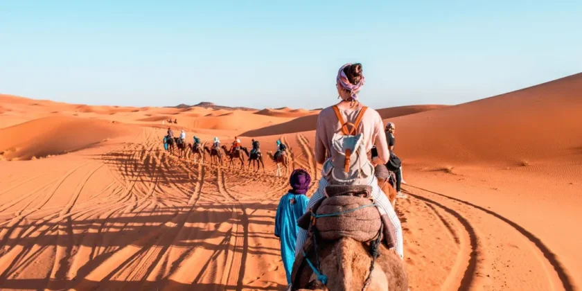 تجربة فريدة في صحراء مرزوكة: ركوب الجمال والمبيت في خيمة مع حمام خاص 2 merzouga desert1